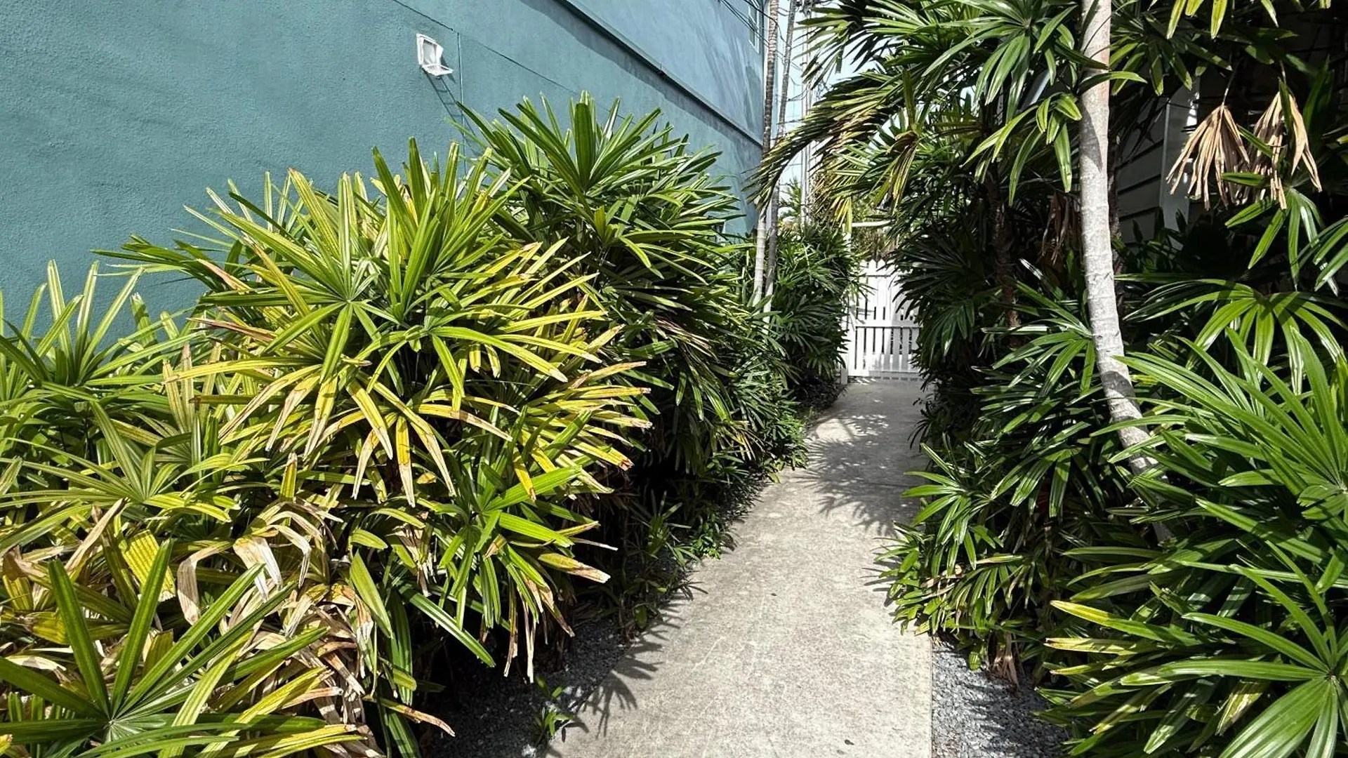 Egret Suite - Southernmost Sanctuary Key West Holiday home
